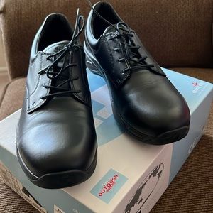 Chung Shi comfort business dress shoes